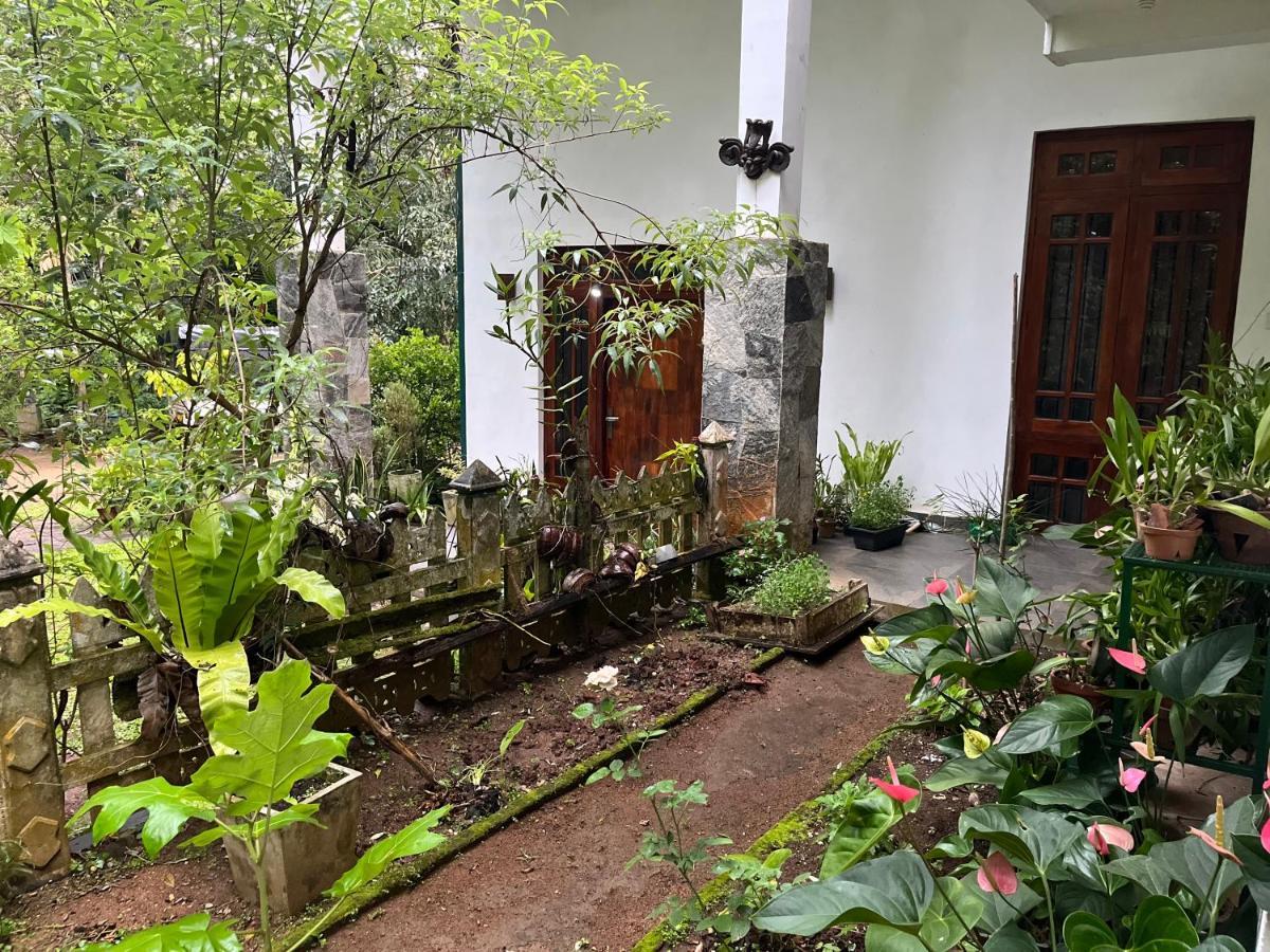 Rustic Mahaweli Apartman Kandy Kültér fotó